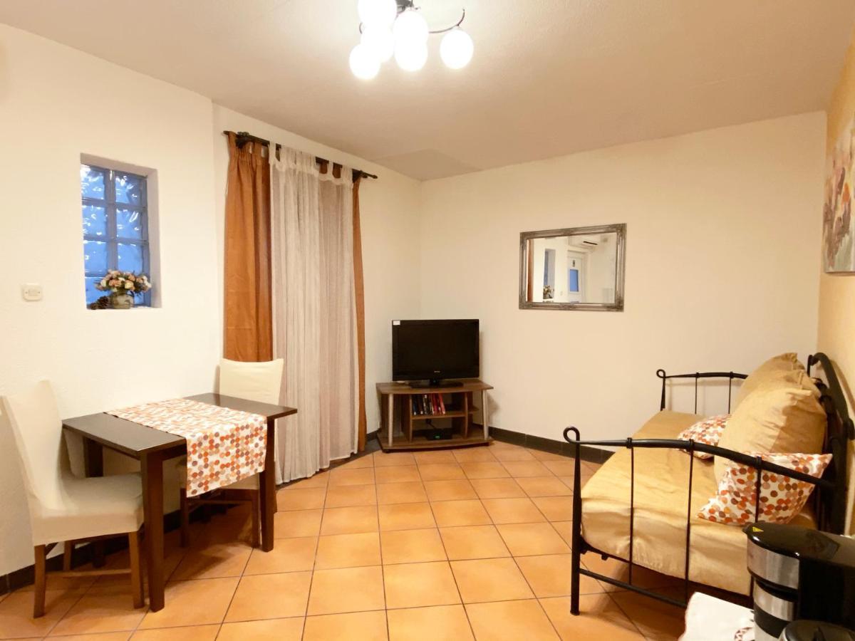 Apt Lavender On Nincevica St- 1 Bedroom Apt 5 Min To The Old Town Of 스플리트 외부 사진